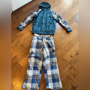 Oakley ski jacket and pants set